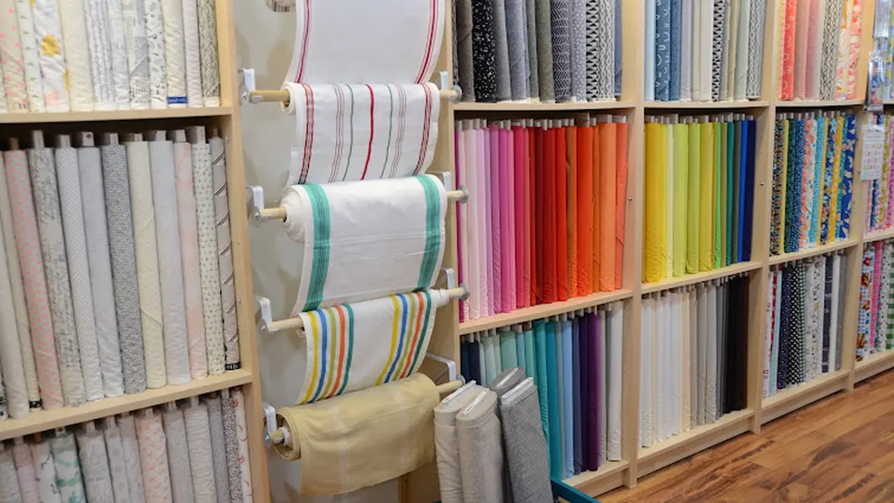 Fabric store in Menomonie, WI: Fiber Lab
