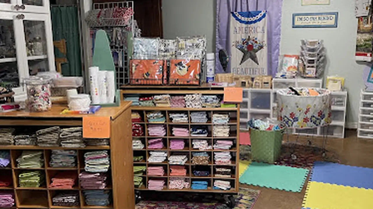 Fabric store in Midlothian, TX: GG'S Quilt Shop
