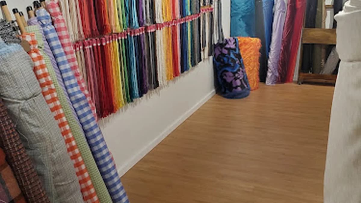 Fabric store in Mission, KS: Legacy Fabrics
