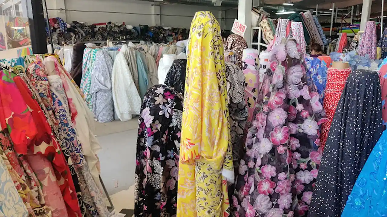 Fabric store in Montclair, CA: Casa De Tela