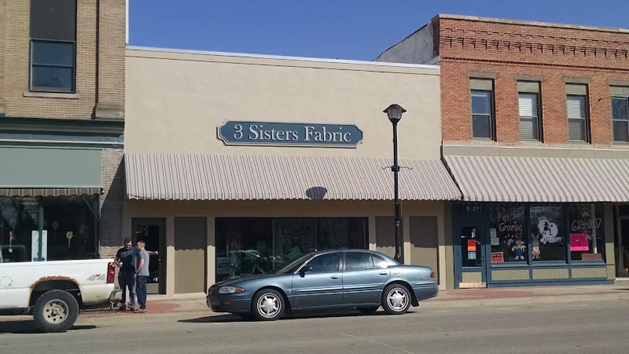Fabric store in Montezuma, IA: Three Sisters Fabric & Fashion