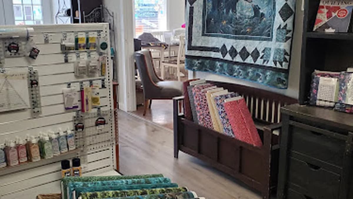 Fabric store in Mountain Home, ID: The Quilter's Treasure Chest