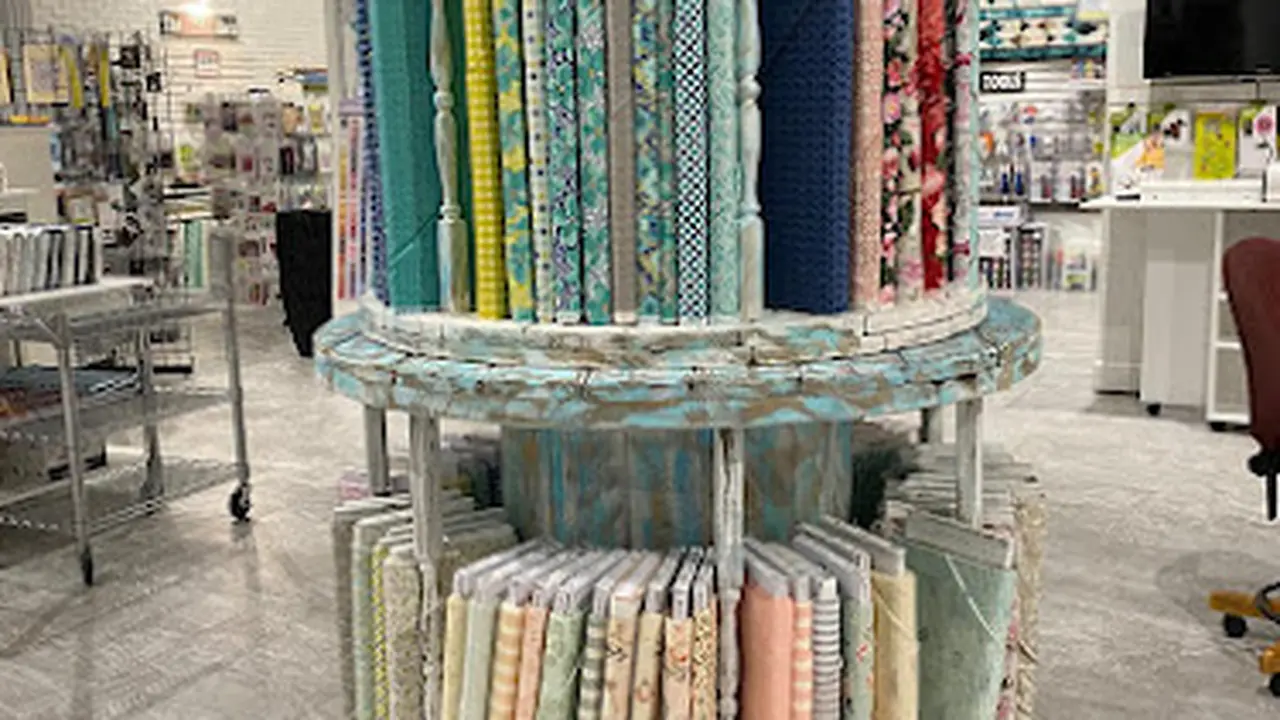 Fabric store in Naples, FL: Flash Sew and Quilt - Naples