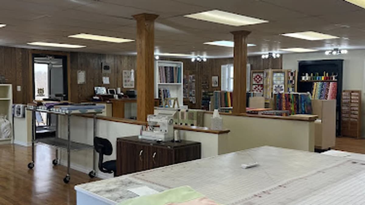 Fabric store in Neosho, MO: Stitch By Stitch