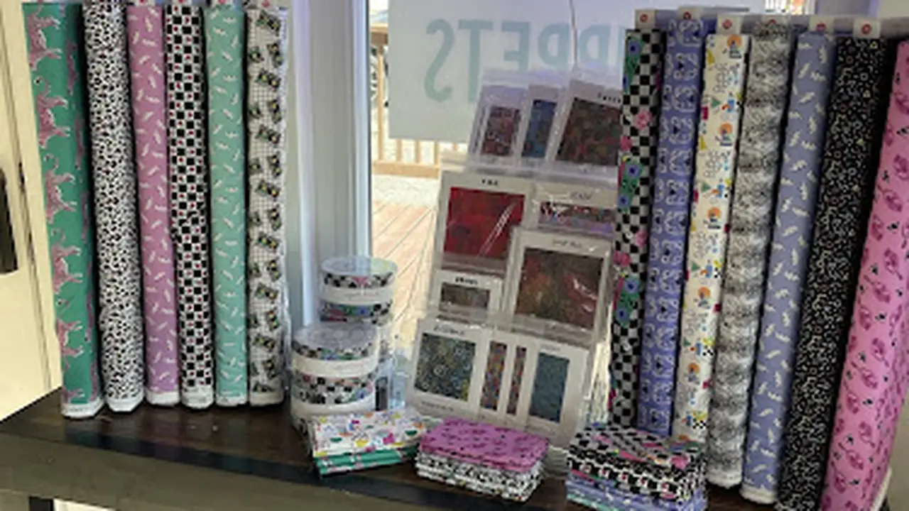 Fabric store in New Braunfels, TX: Snippets