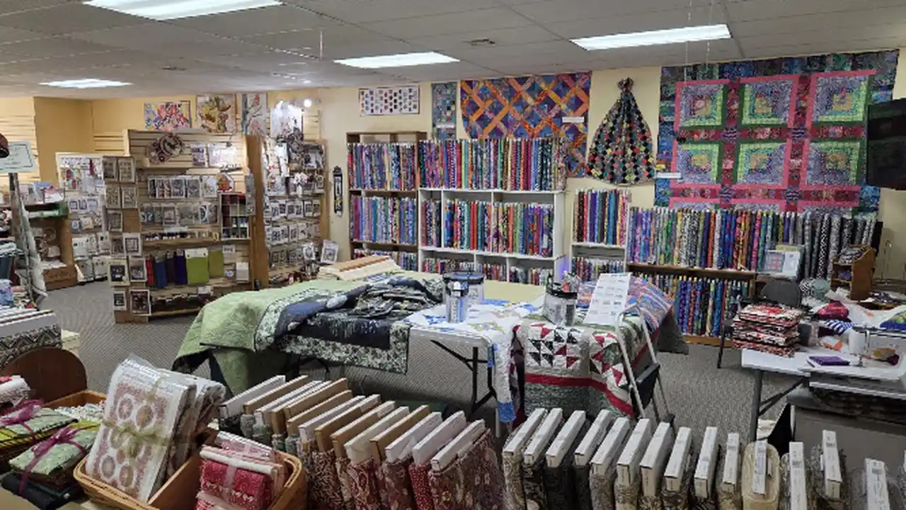 Fabric store in Newton, KS: Charlotte's Sew Natural