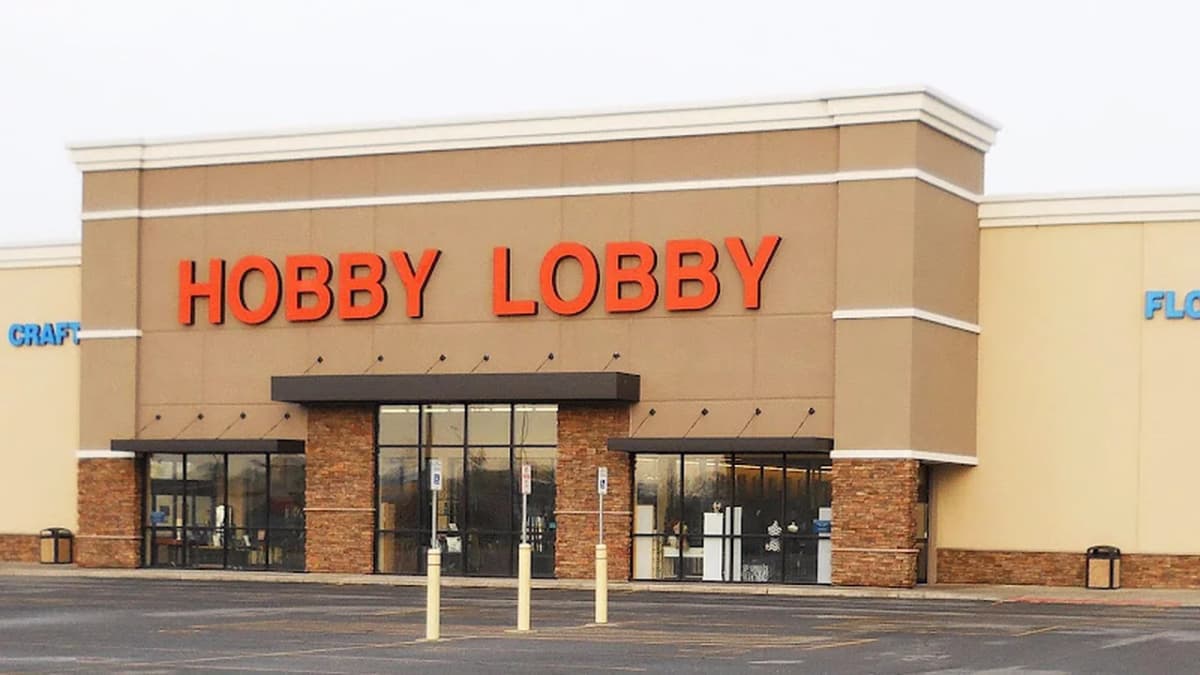 Fabric store in Niagara Falls, NY: Hobby Lobby