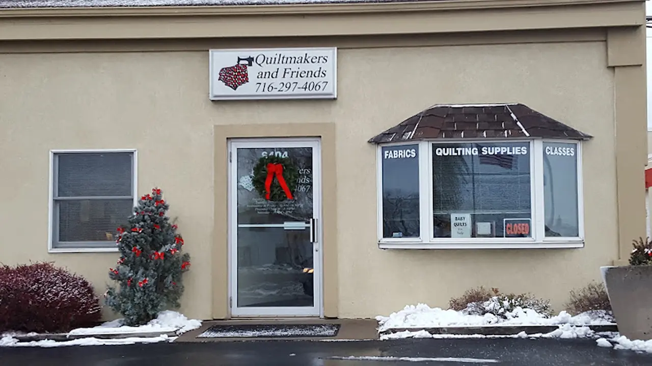 Fabric store in Niagara Falls, NY: Quiltmakers & Friends