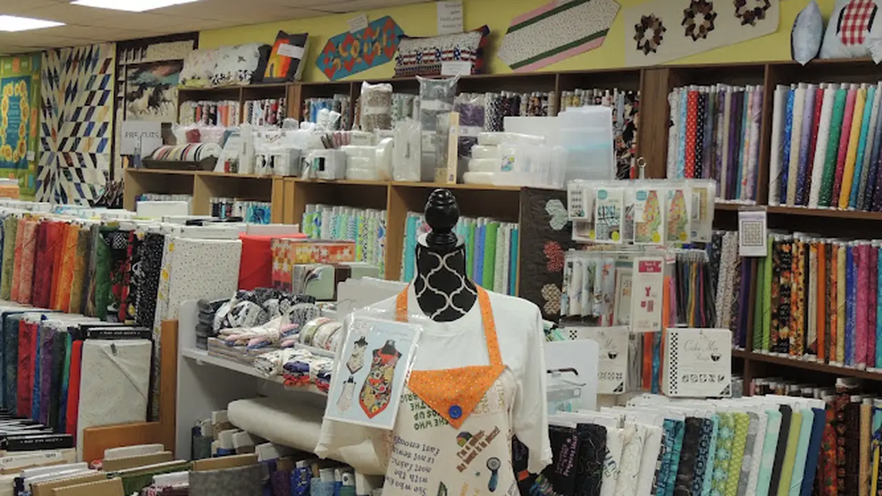 Fabric store in Norfolk, NE: I Bee Quiltin, LLC