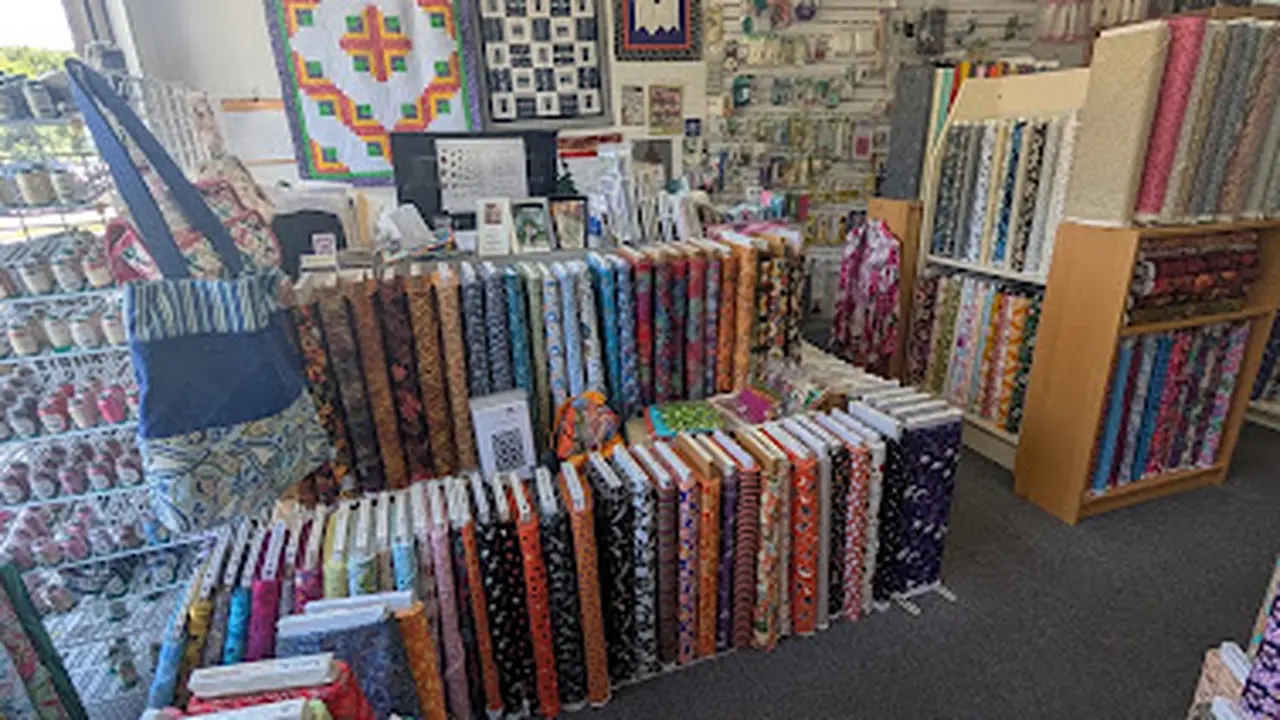 Fabric store in Northbrook, IL: Quilter's Heaven
