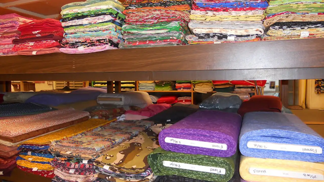 Fabric store in Oberlin, OH: Ben Franklin & MindFair Books