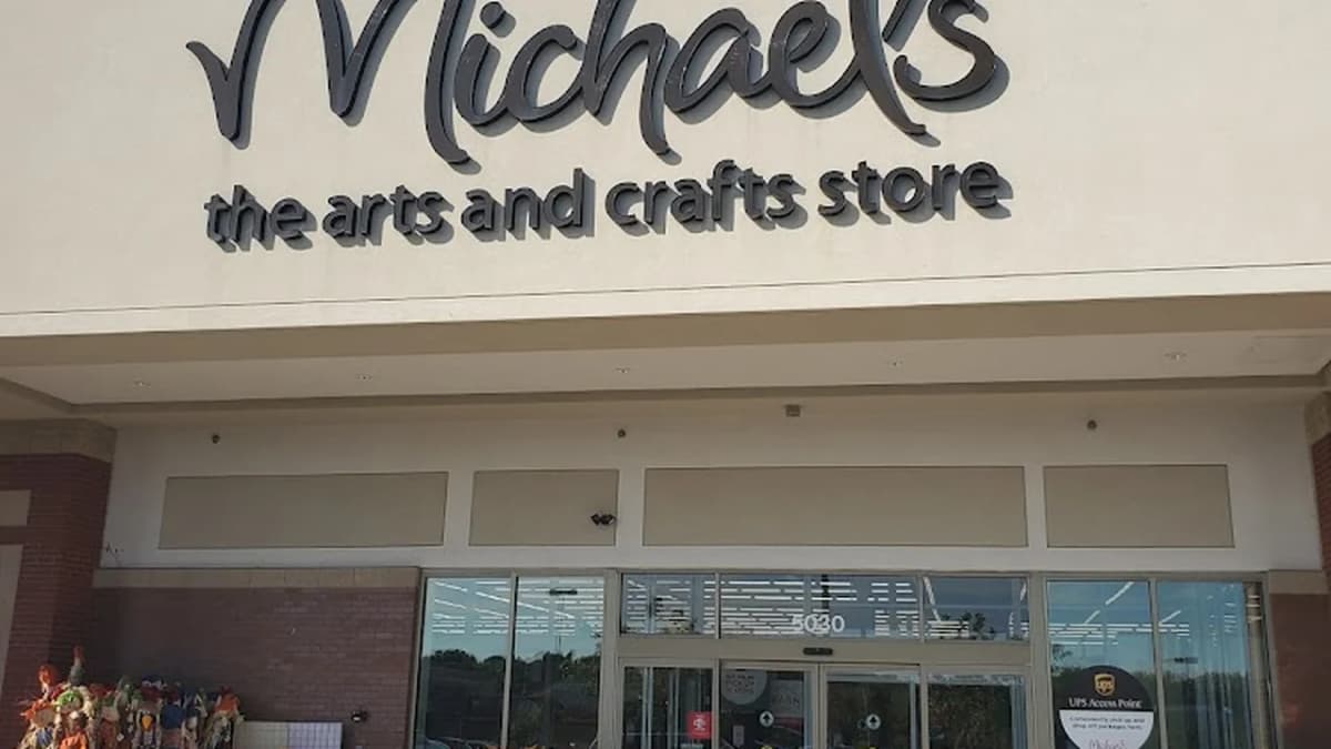 Fabric store in Olive Branch, MS: Michaels