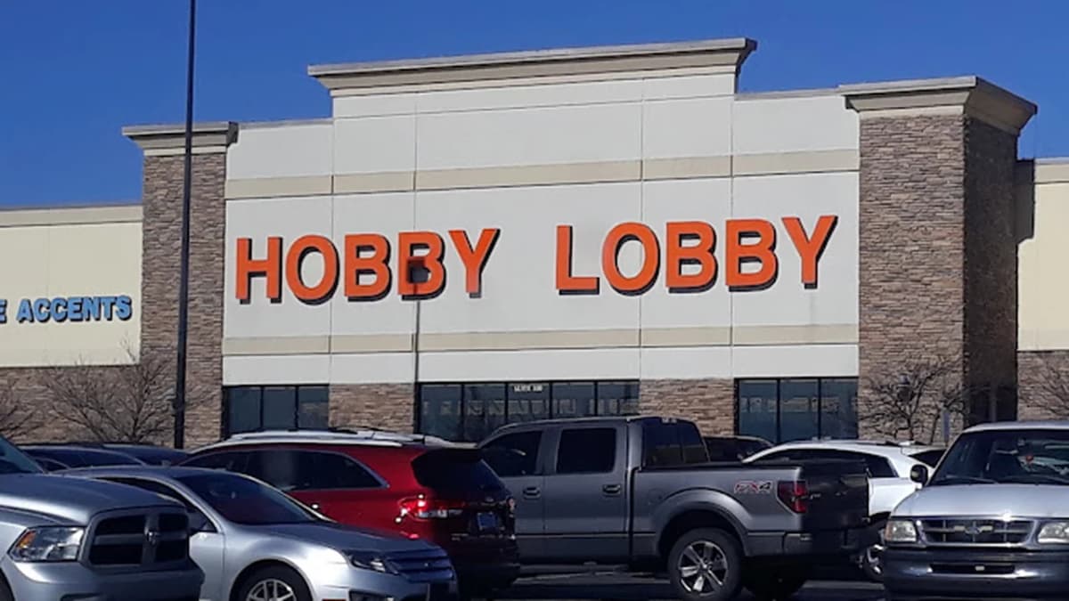 Fabric store in Owasso, OK: Hobby Lobby