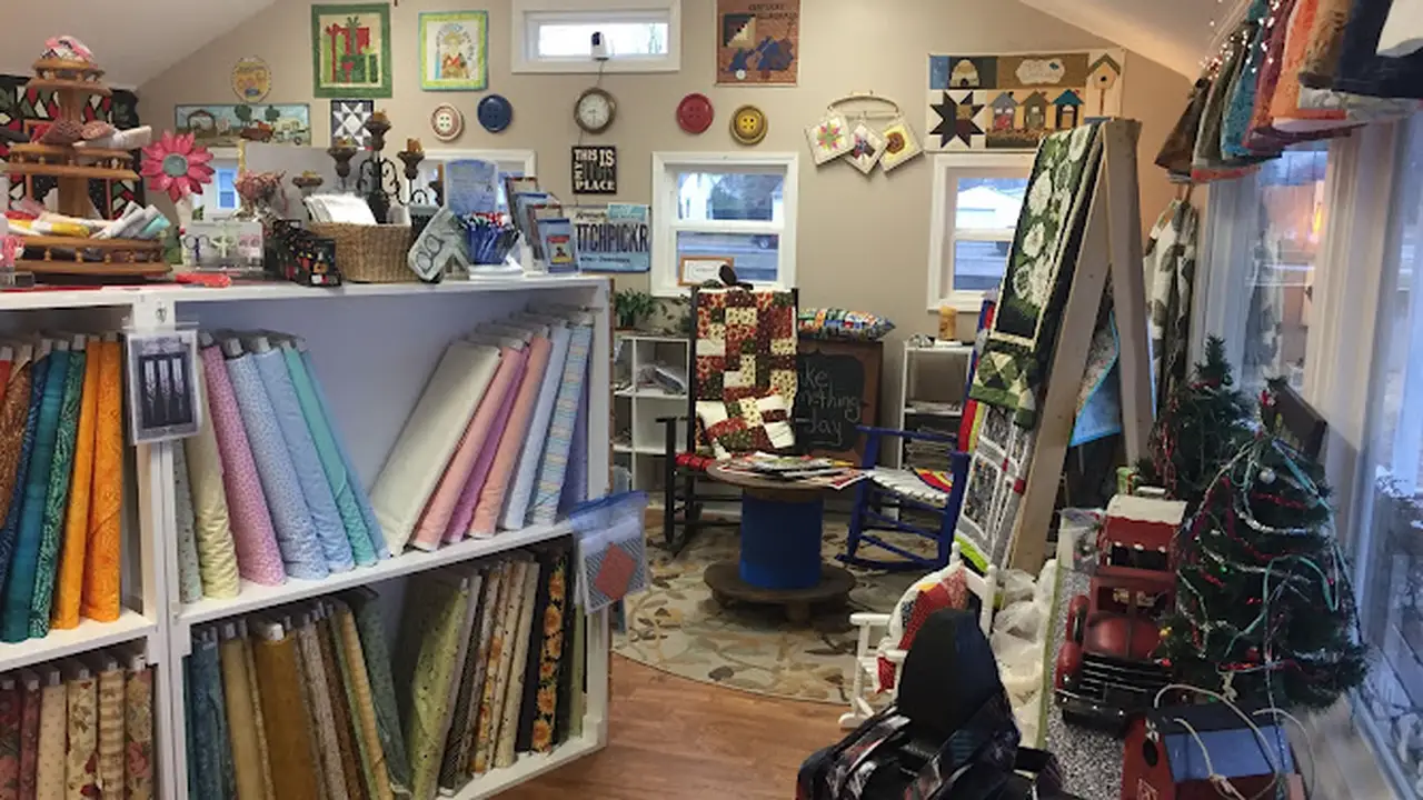 Fabric store in Owensboro, KY: Simple Stitches Quilt Shop