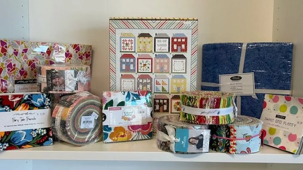 Fabric store in Oxford, FL: The Quilter's Cottage Fabric Shop