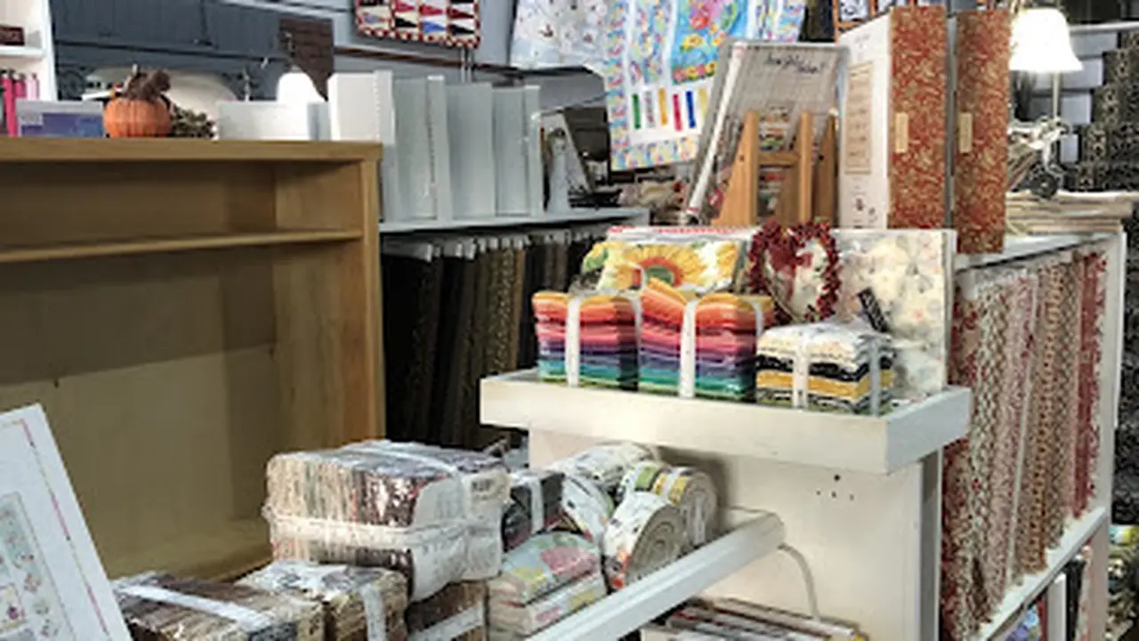 Fabric store in Palatka, FL: Miss D's Quilt Shop