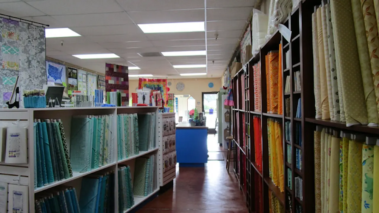 Fabric store in Palo Cedro, CA: Blue Iris Quilt Shoppe