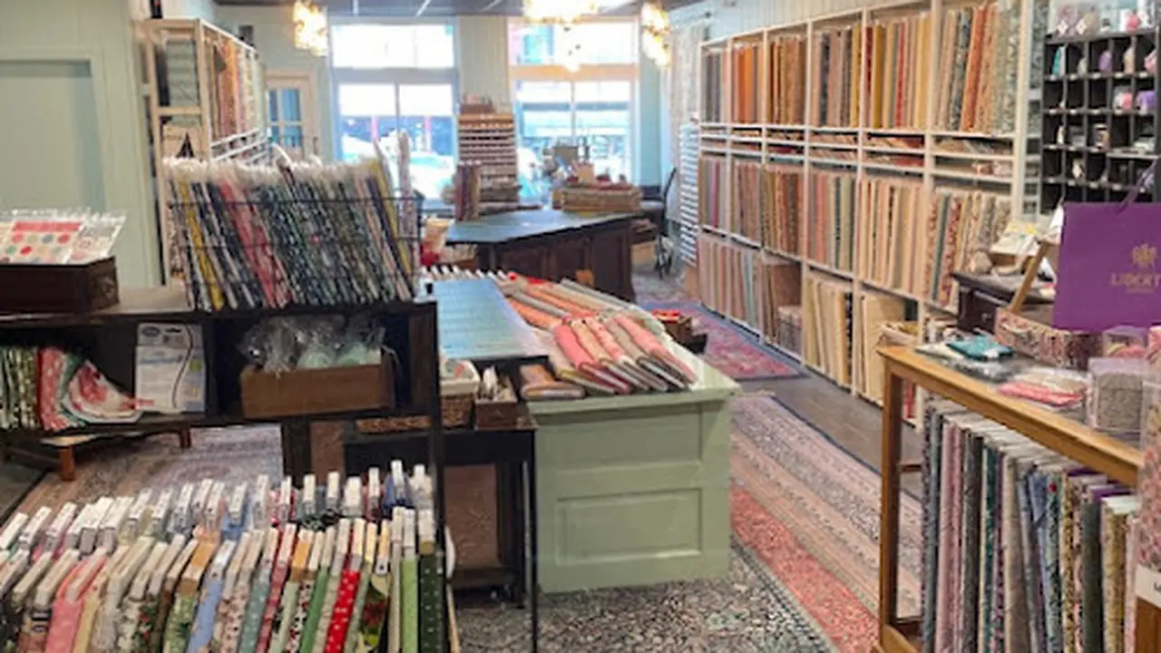 Fabric store in Parkville, MO: Stashworthy Fabric