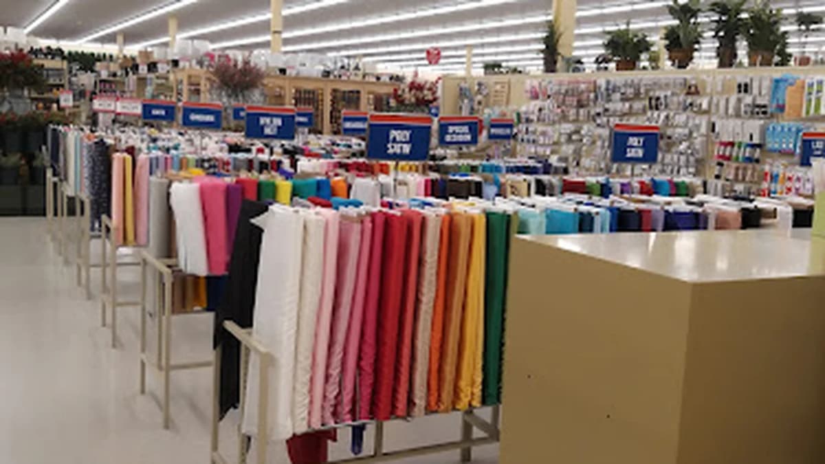 Fabric store in Pasadena, MD: Hobby Lobby