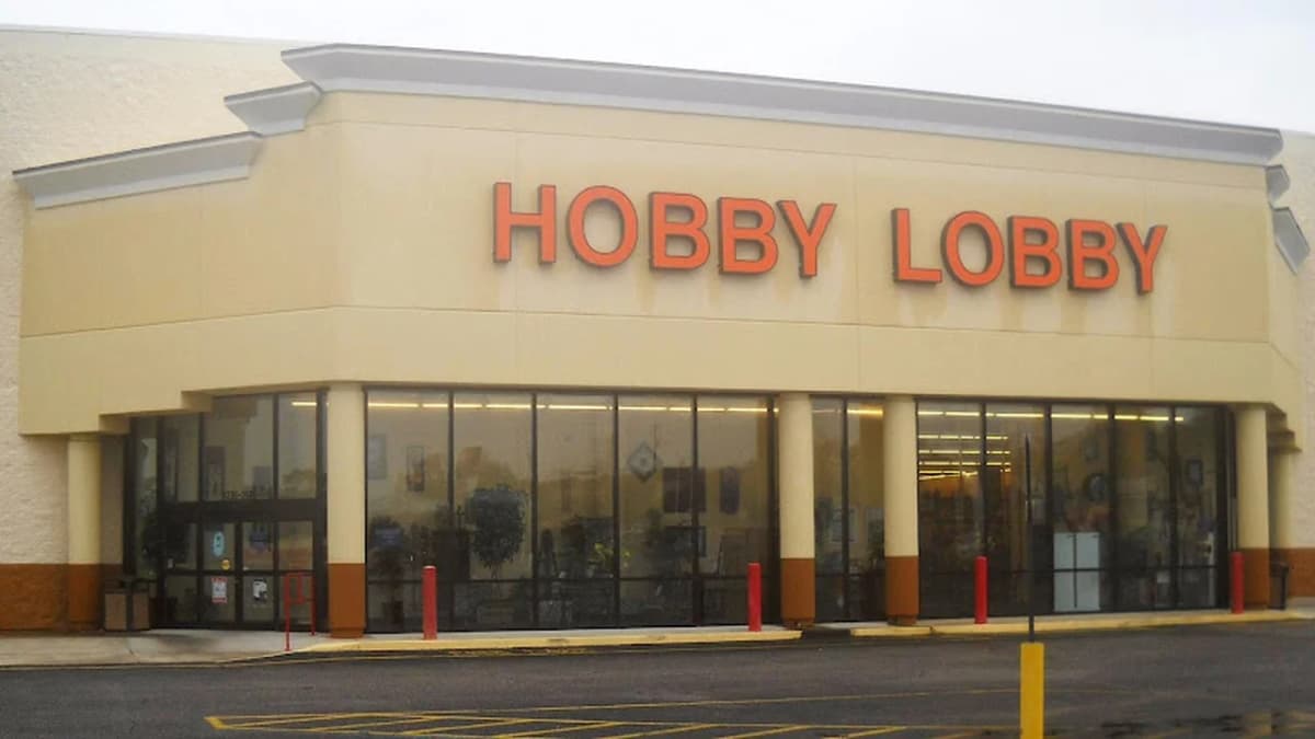 Fabric store in Pensacola, FL: Hobby Lobby