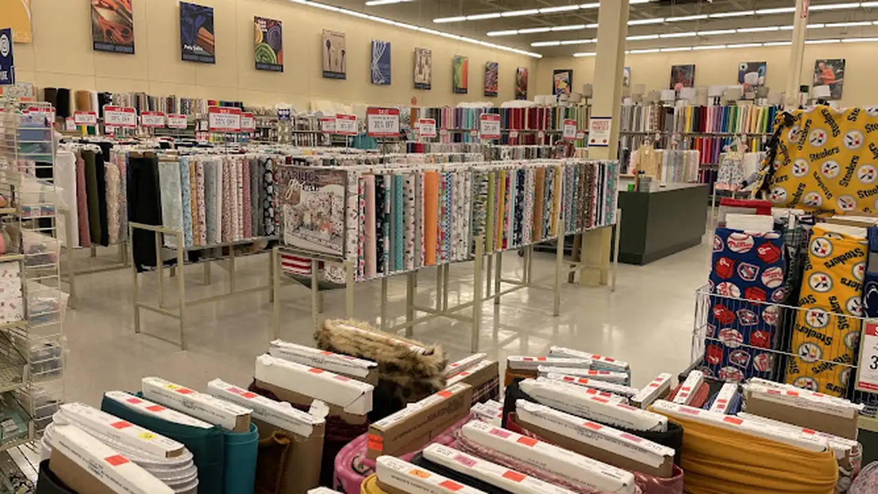 Fabric store in Pittsburgh, PA: Hobby Lobby