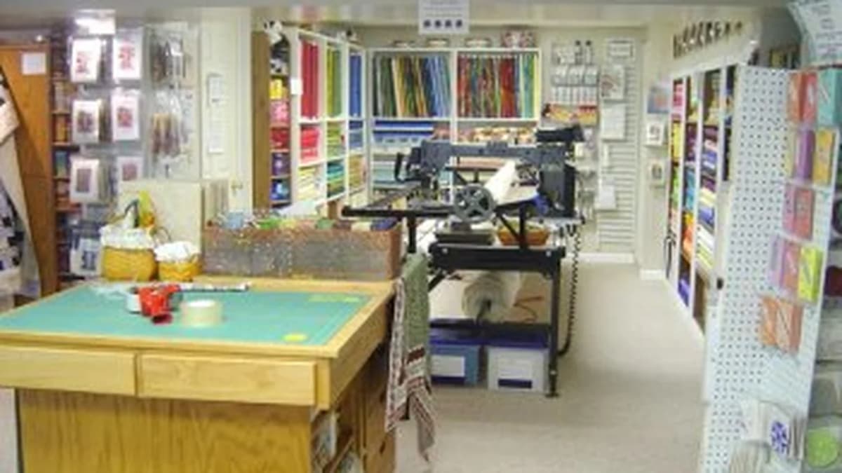 Fabric store in Plainfield, IL: Harvest House Quilting