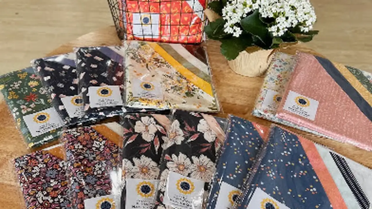 Fabric store in Plainville, KS: Paradise Flats Quilt Co.