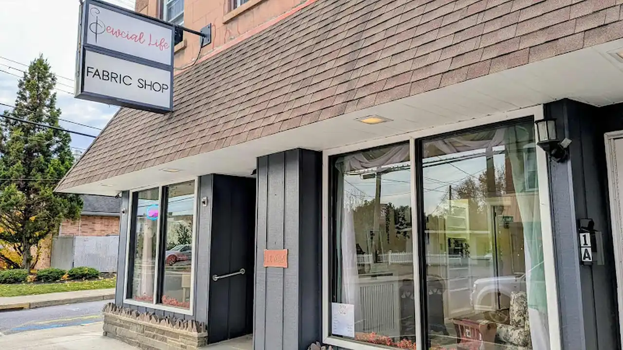 Fabric store in Plymouth, PA: Sewcial Life