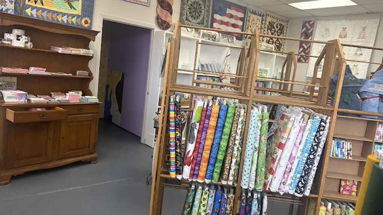 Fabric store in Pratt, KS: Treasures Three Fabric Shop