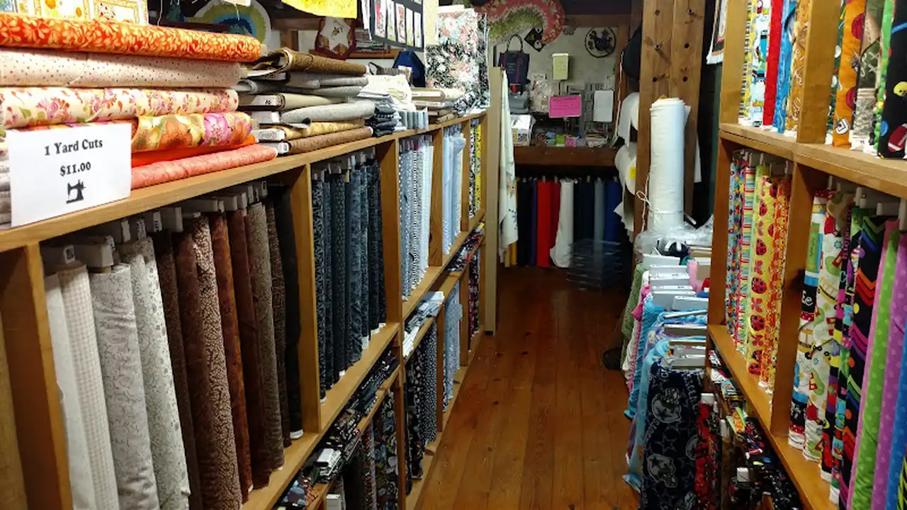 Fabric store in Rice, VA: Lib's Place