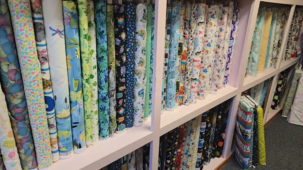 Fabric store in Rock Creek, OH: The Quilting Block