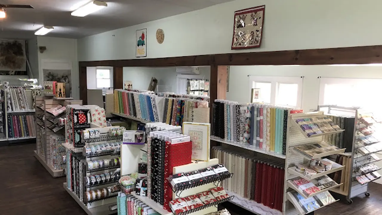 Fabric store in Rome, OH: Country Quilt Shack LLC