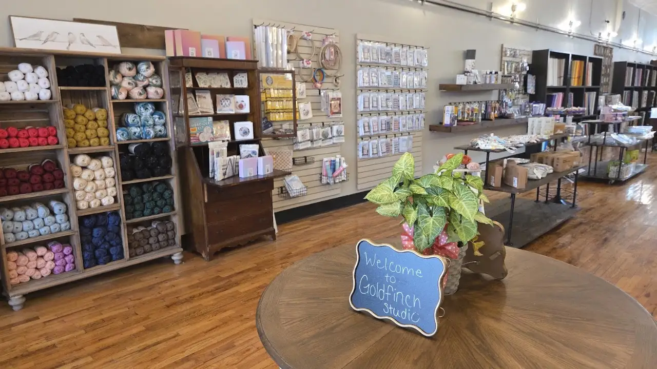 Fabric store in Sabetha, KS: Goldfinch Studio LLC