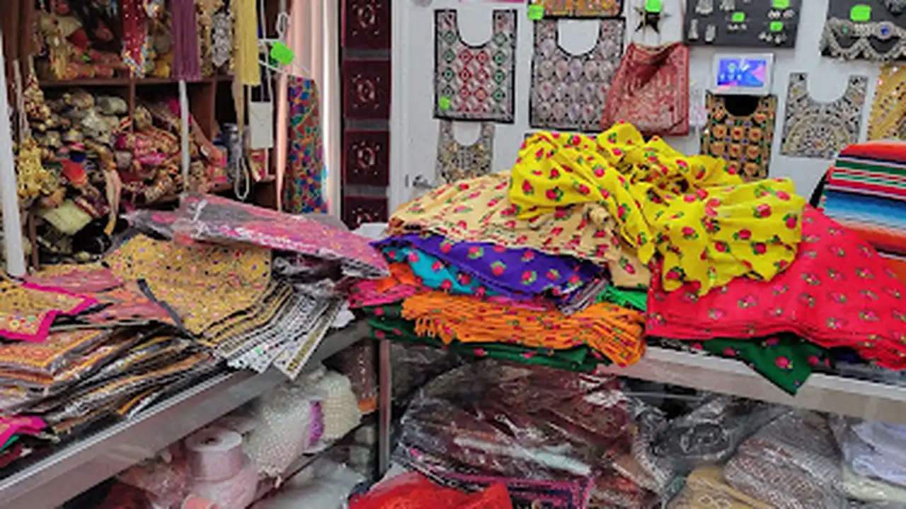 Fabric store in Sacramento, CA: Fabric Land