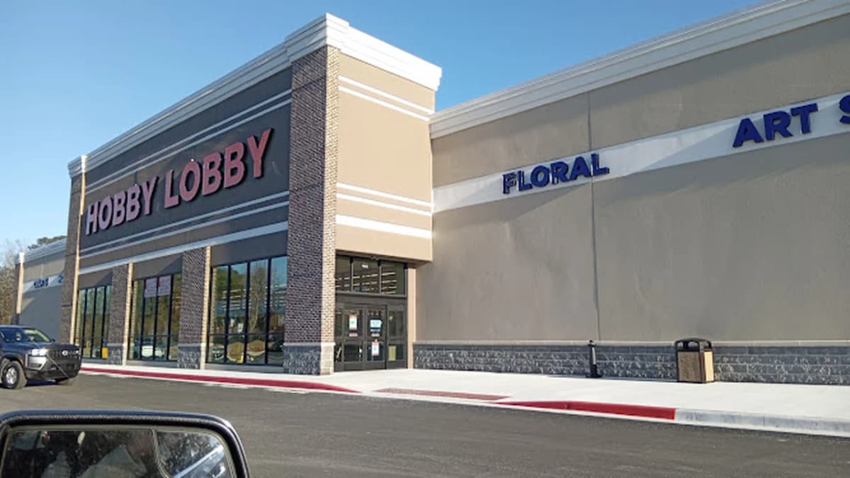 Fabric store in Scottsboro, AL: Hobby Lobby