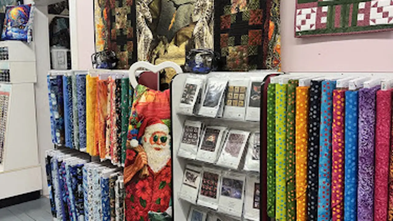 Fabric store in Sebring, FL: Crafty Quilters