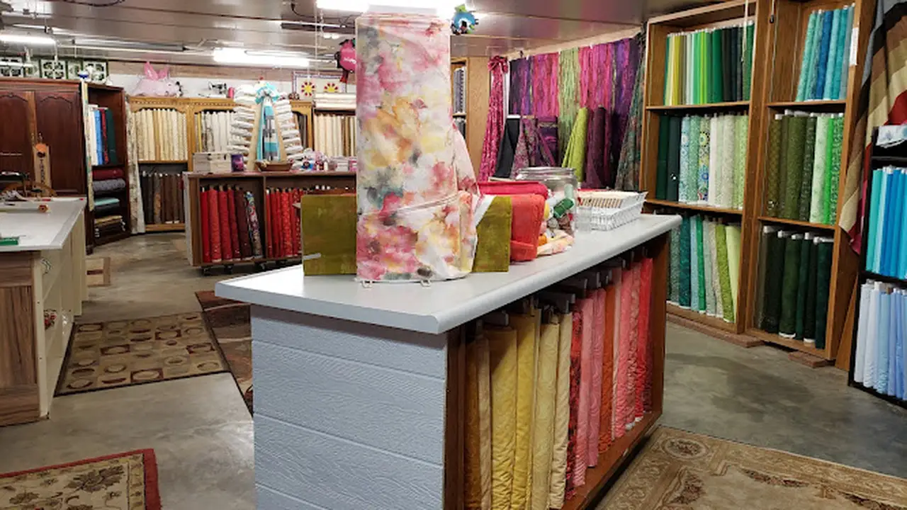 Fabric store in Smithville, MO: BoLin's Fabric
