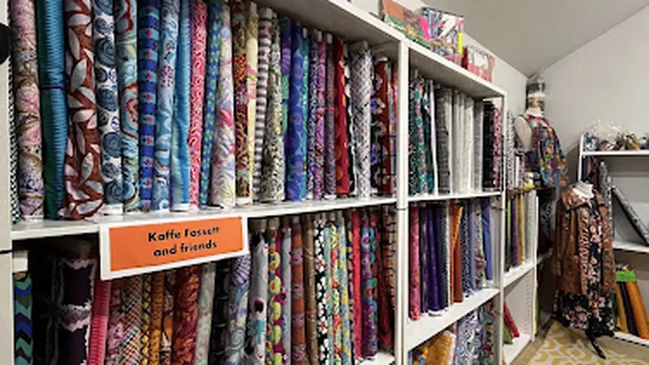 Fabric store in Smithville, TX: Leonine Enterprises