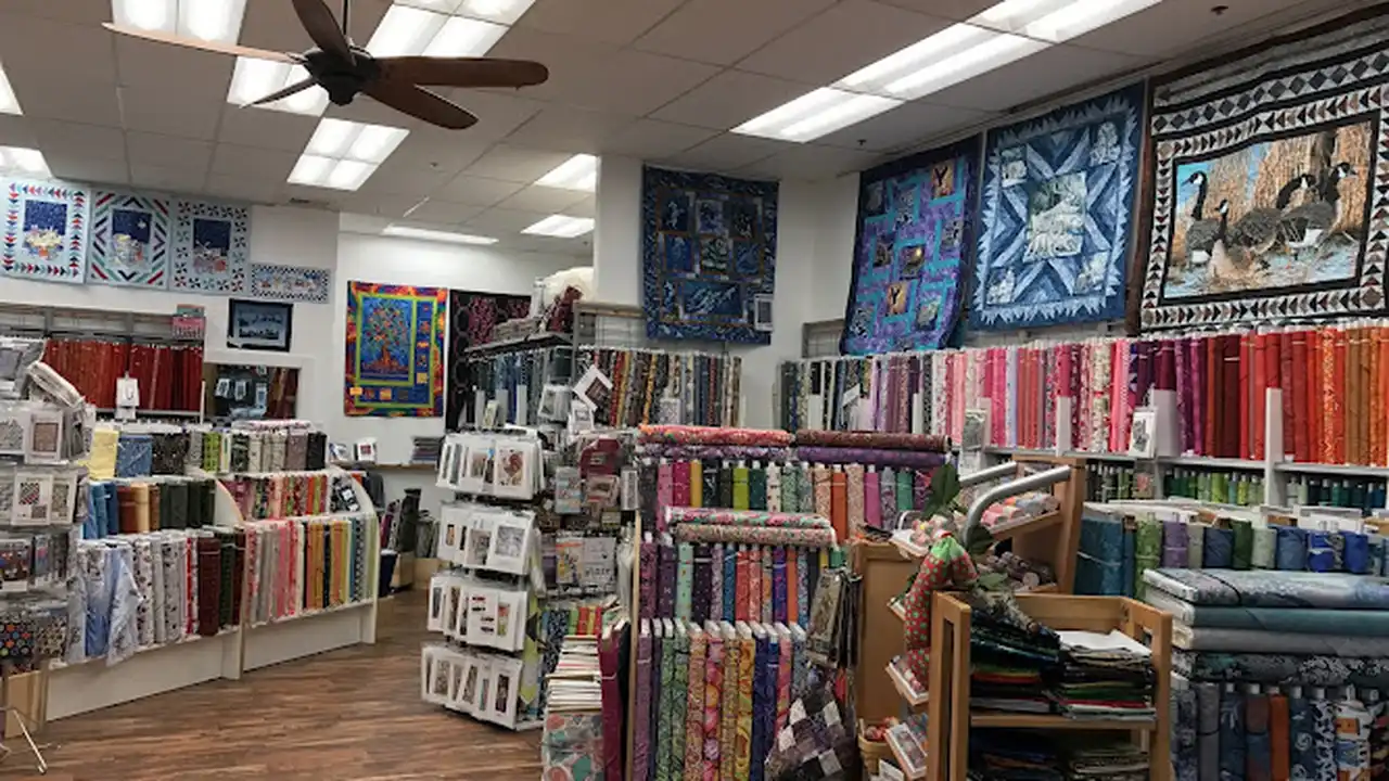Fabric store in Soldotna, AK: Bearly Threaded Quilting