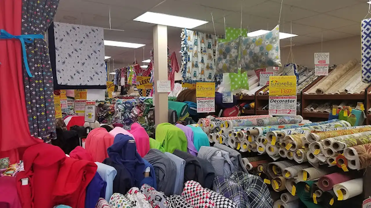 Fabric store in Spring Lake, MI: Field's Fabrics