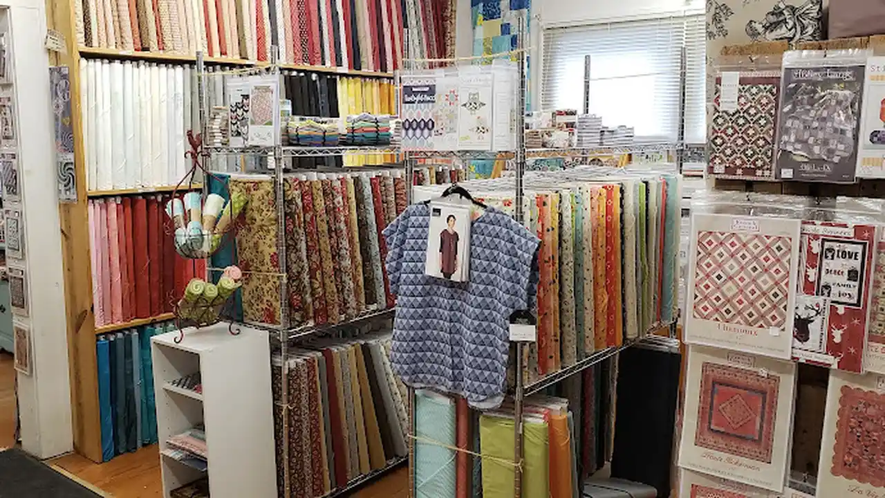 Fabric store in Spring, TX: GRS Creations & Fabrics