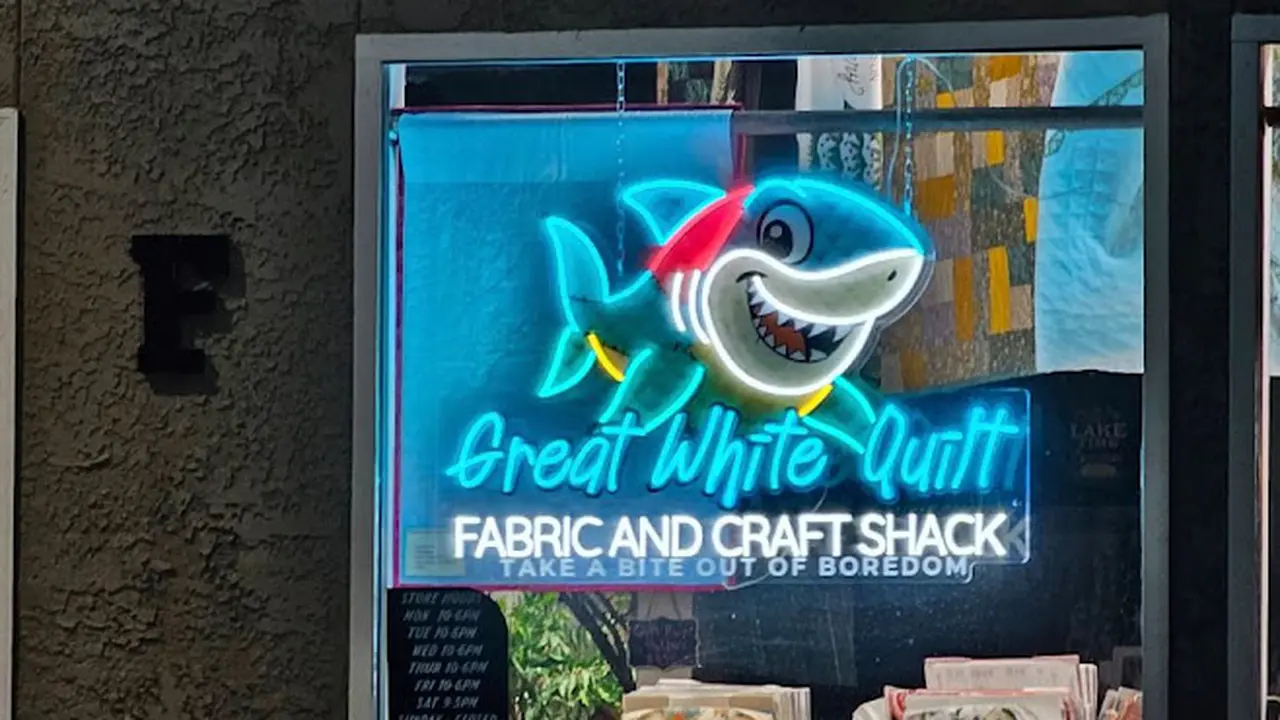 Fabric store in Springdale, AR: Great White Quilt Fabric And Craft Shack