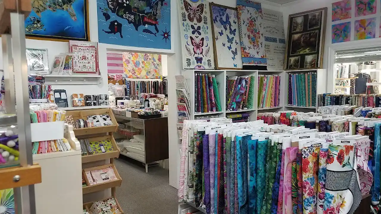 Fabric store in Springfield, OR: Jean Marie's Fabrics & Jean's Sewing & Machines