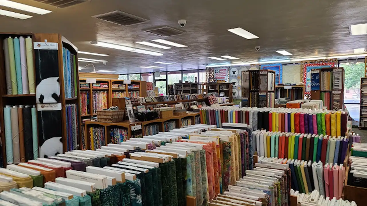 Fabric store in St. George, UT: Scrap Apple Quilts