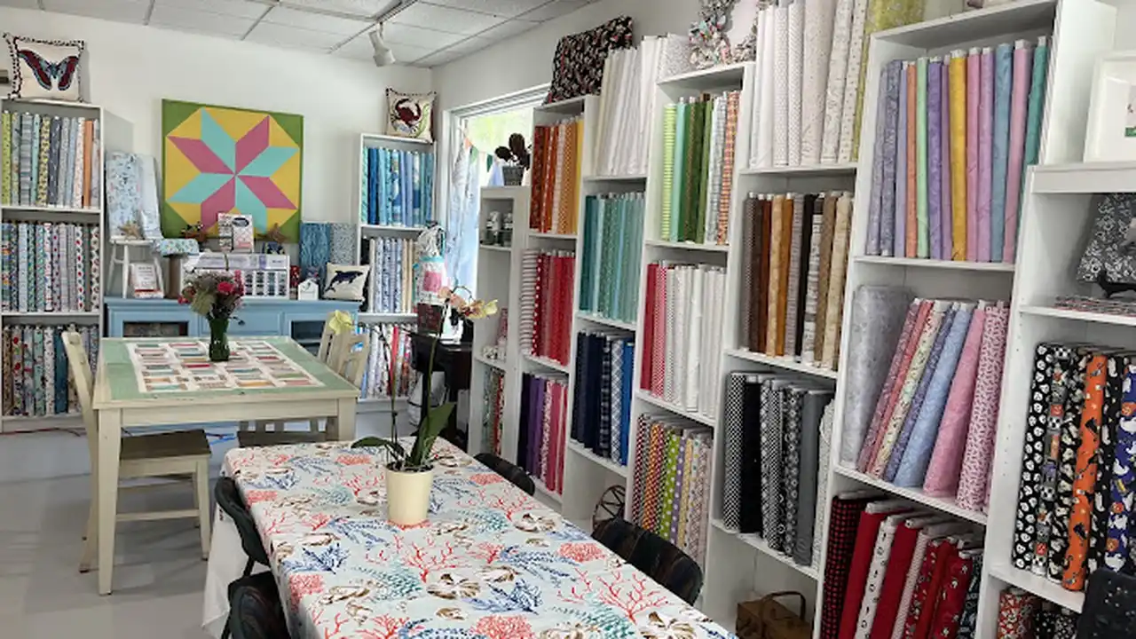 Fabric store in St Simons Island, GA: Sea Stitches
