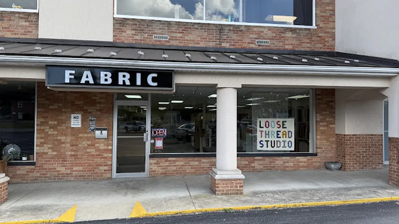 Fabric store in Staunton, VA: Loose Thread Studio