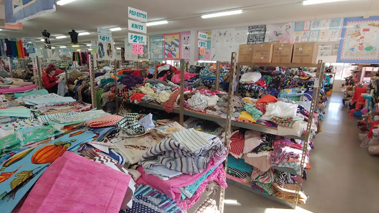 Fabric store in Tempe, AZ: SAS Fabrics