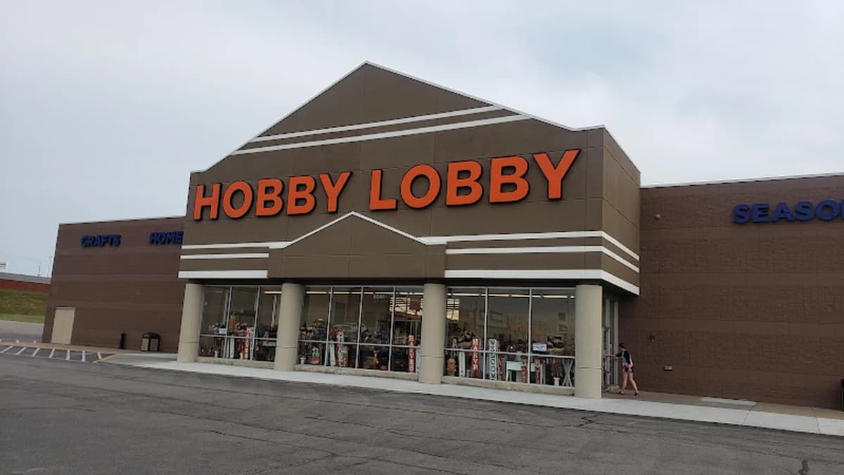 Fabric store in Topeka, KS: Hobby Lobby