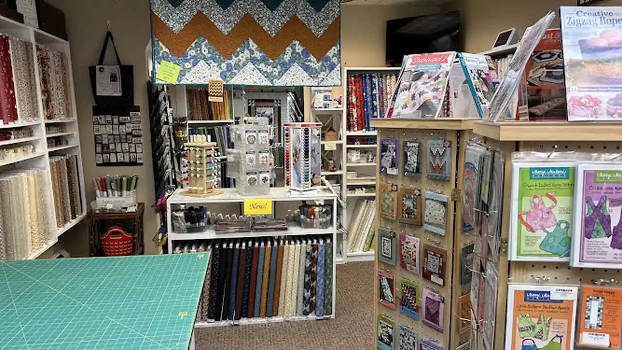 Fabric store in Two Harbors, MN: One Old Loon Quilt Shop
