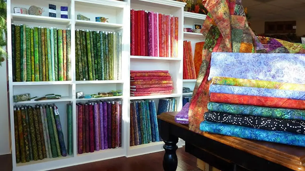 Fabric store in Vancouver, WA: Fiddlesticks Quilt Shop